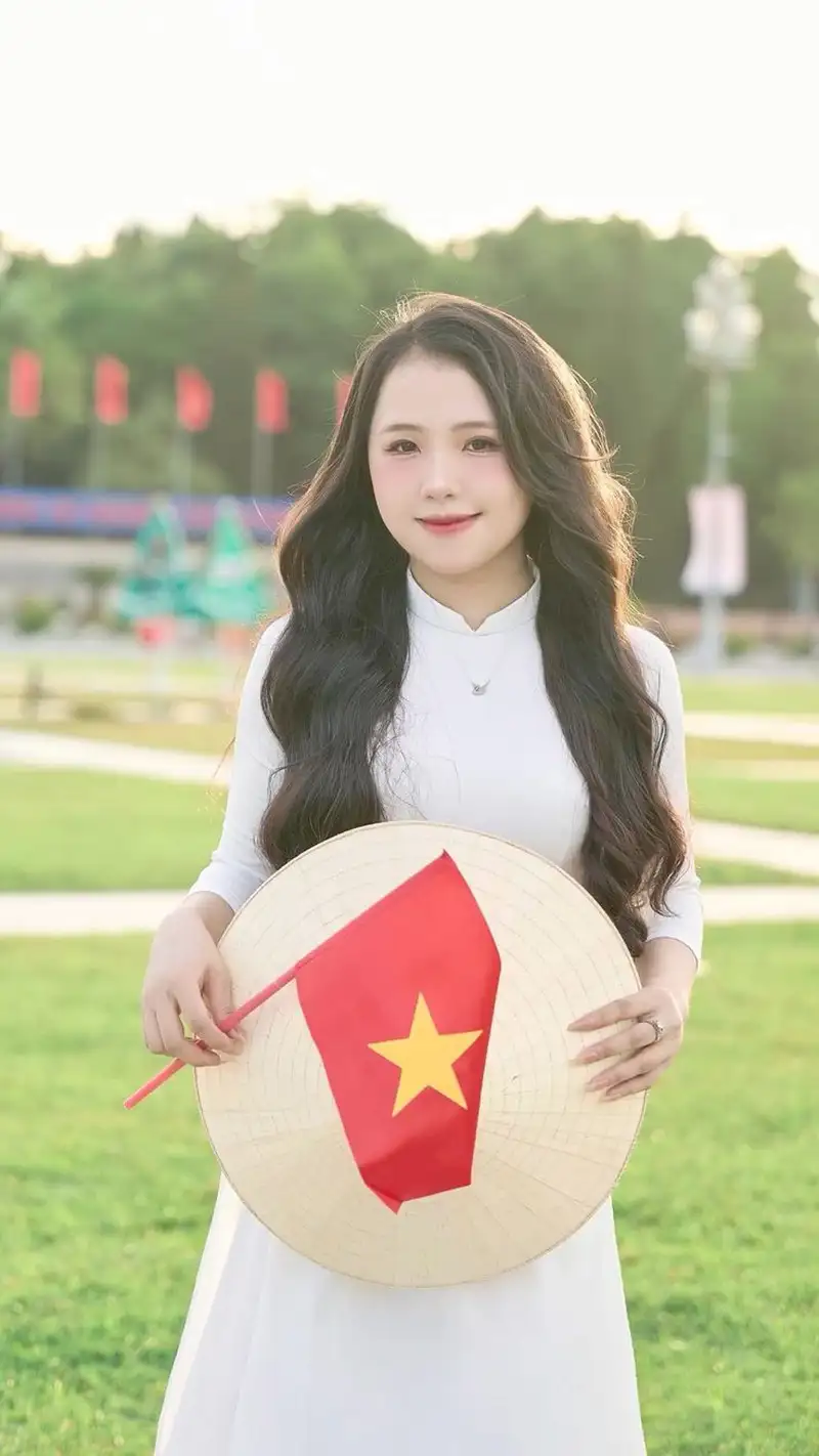 gái xinh mặc áo dài 21