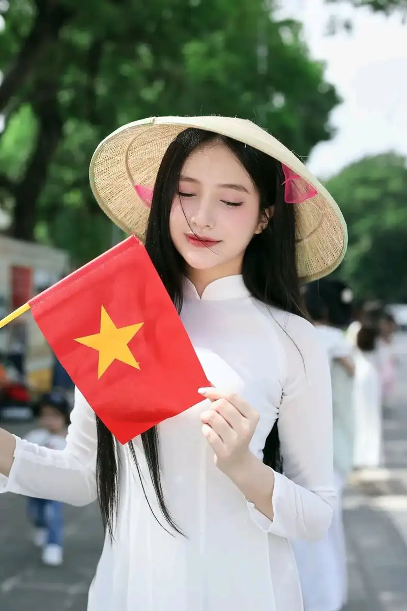 gái xinh mặc áo dài 22