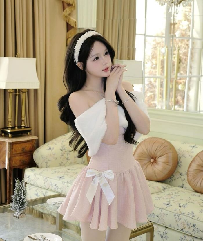 gái xinh mặc váy ngắn 28