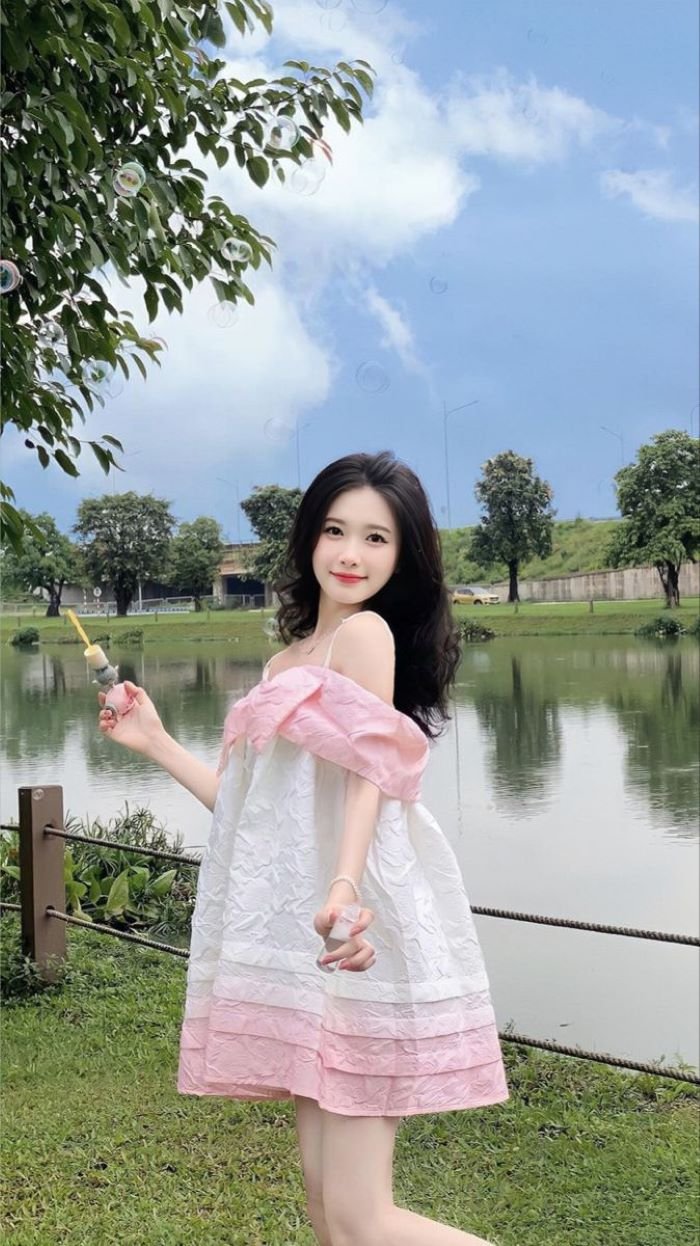 gái xinh mặc váy ngắn 31